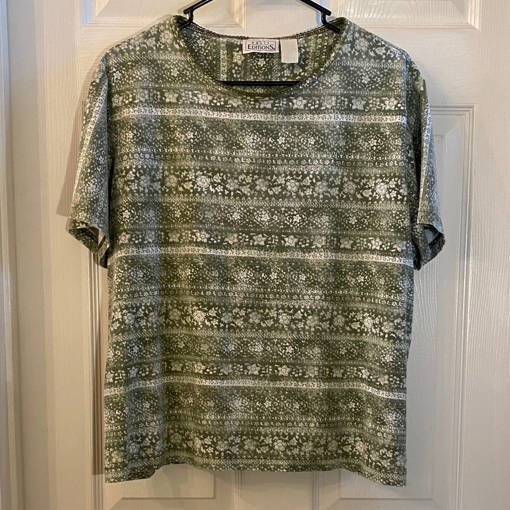 Vintage Basic Editions Green Patterned Short Slee… - image 2